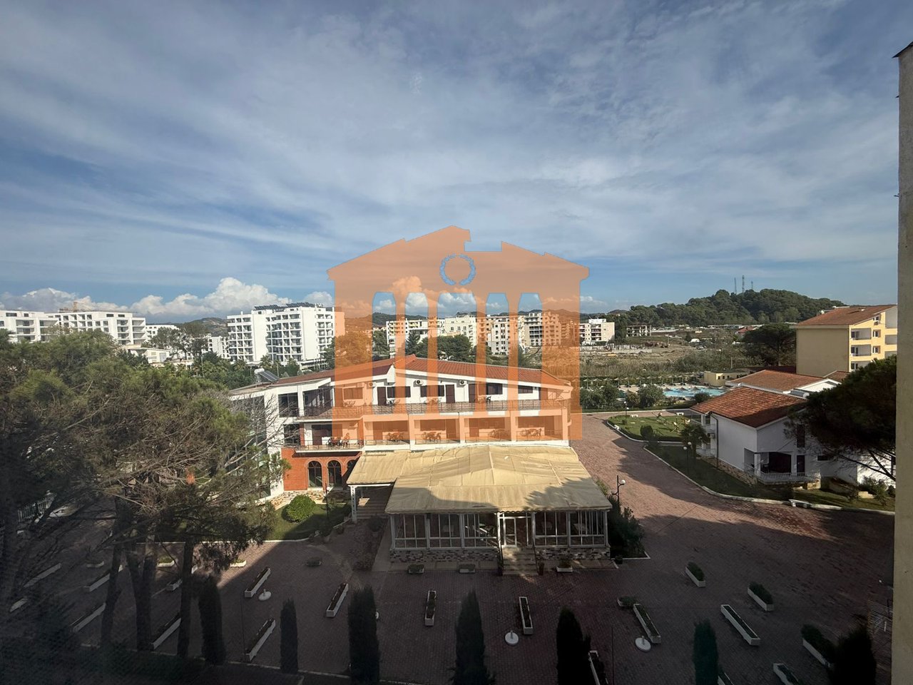 STUDIO APARTMENT IN ROBIT MOUNTAIN, FOR SALE!