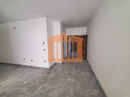 APPARTAMENTO 1+1 NE SPITALLE, DURAZZO IN VENDITA!
