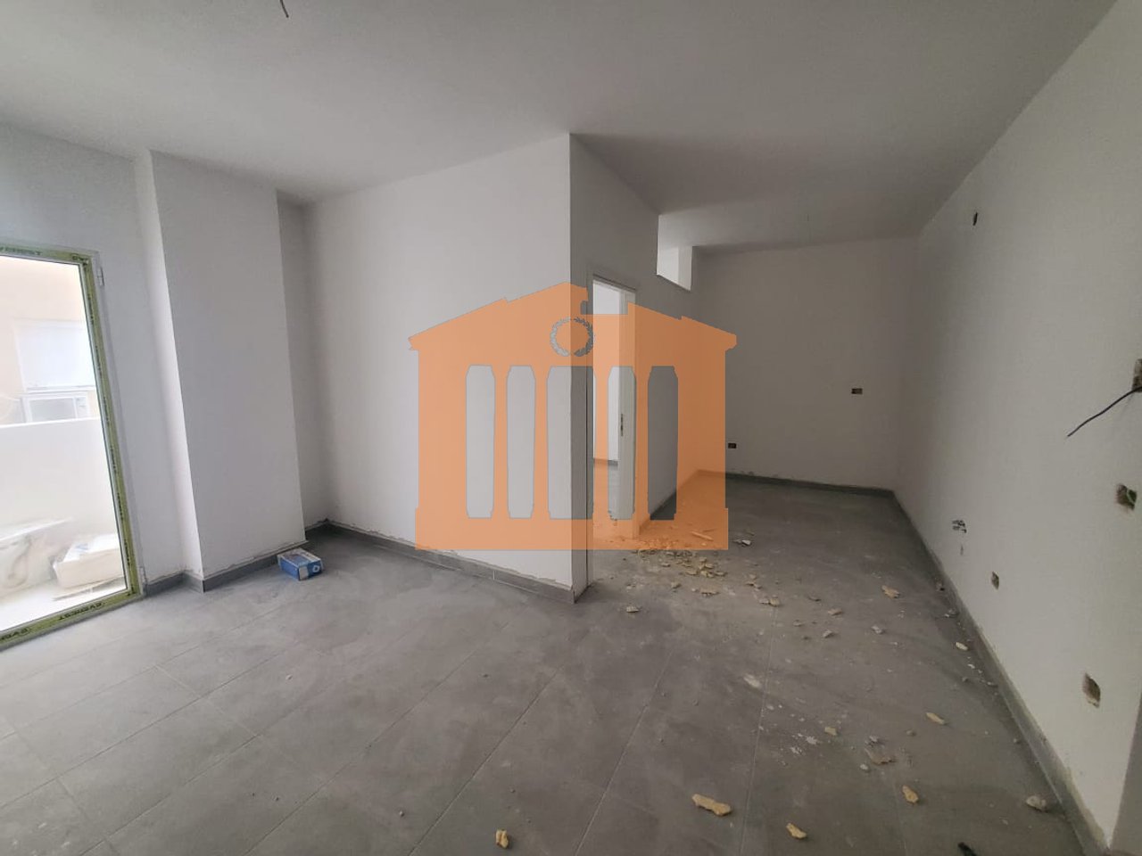 APPARTAMENTO 1+1 NE SPITALLE, DURAZZO IN VENDITA!