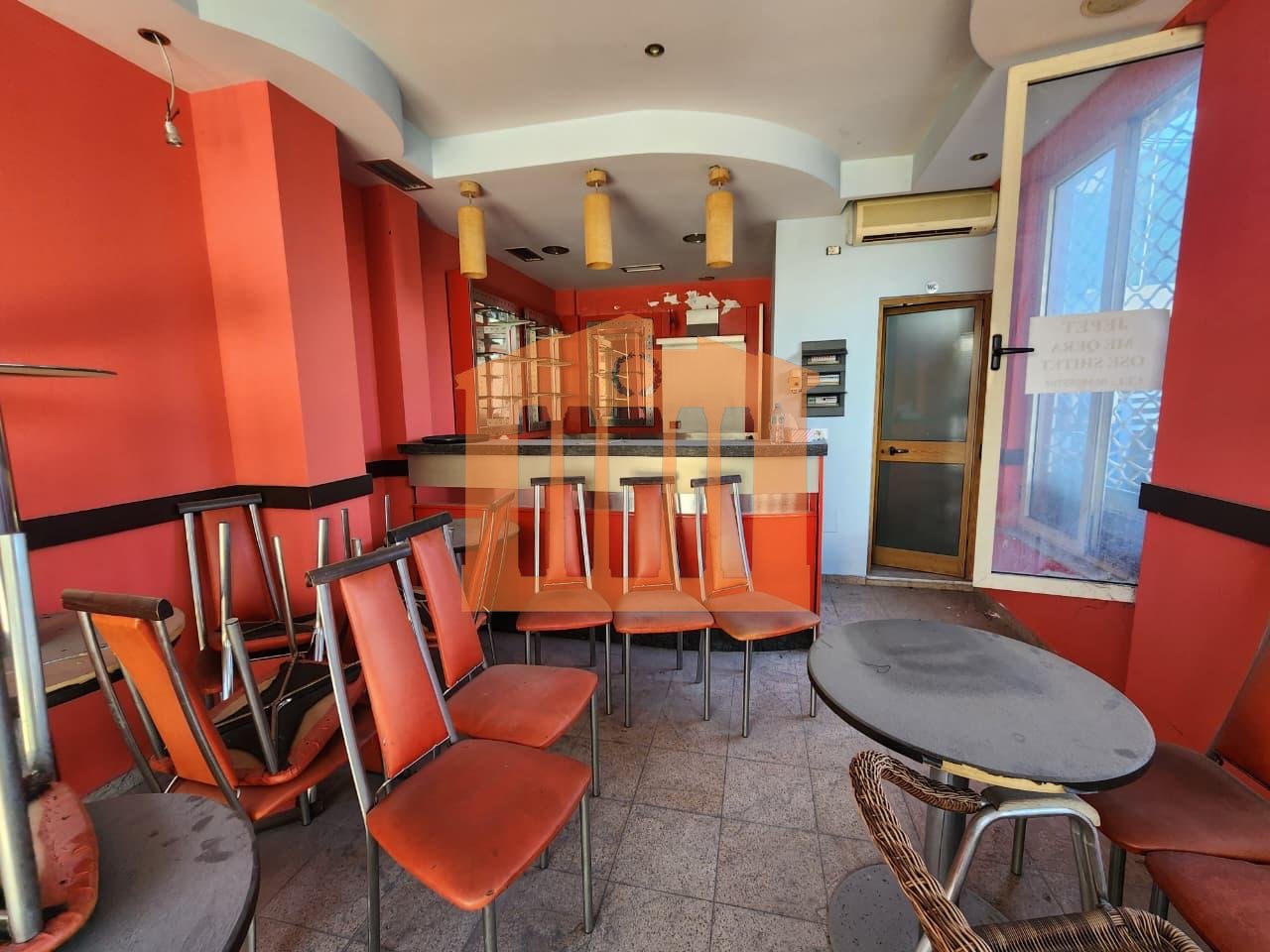 AMBIENT BIZNESI PRANE STATCIONIT TE TRENIT NE DURRES, PER QIRA!