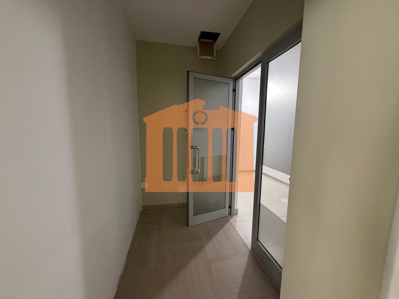 BUSINESS PREMISES ON THE BEACH, DURRES FOR RENT!