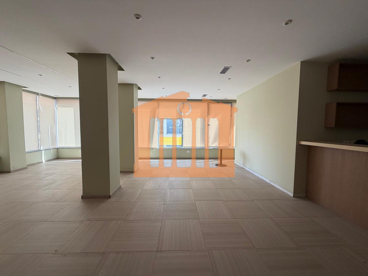 BUSINESS PREMISES ON THE BEACH, DURRES FOR RENT!