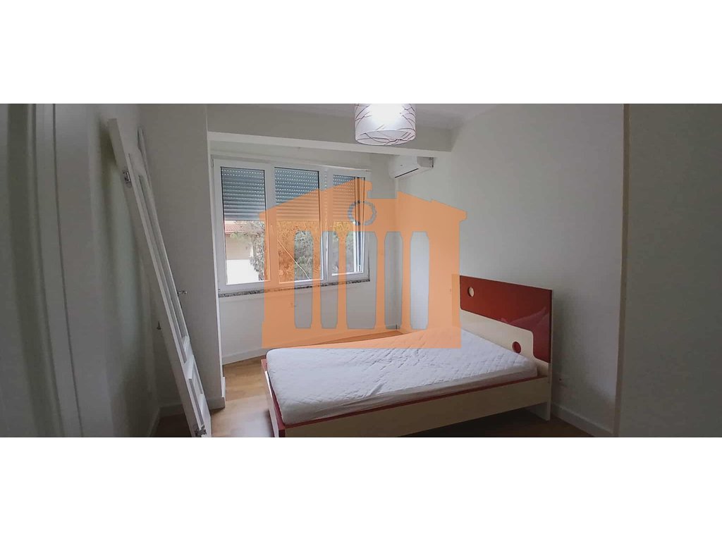 2 bedroom apartment 102 m² Golem, Albania