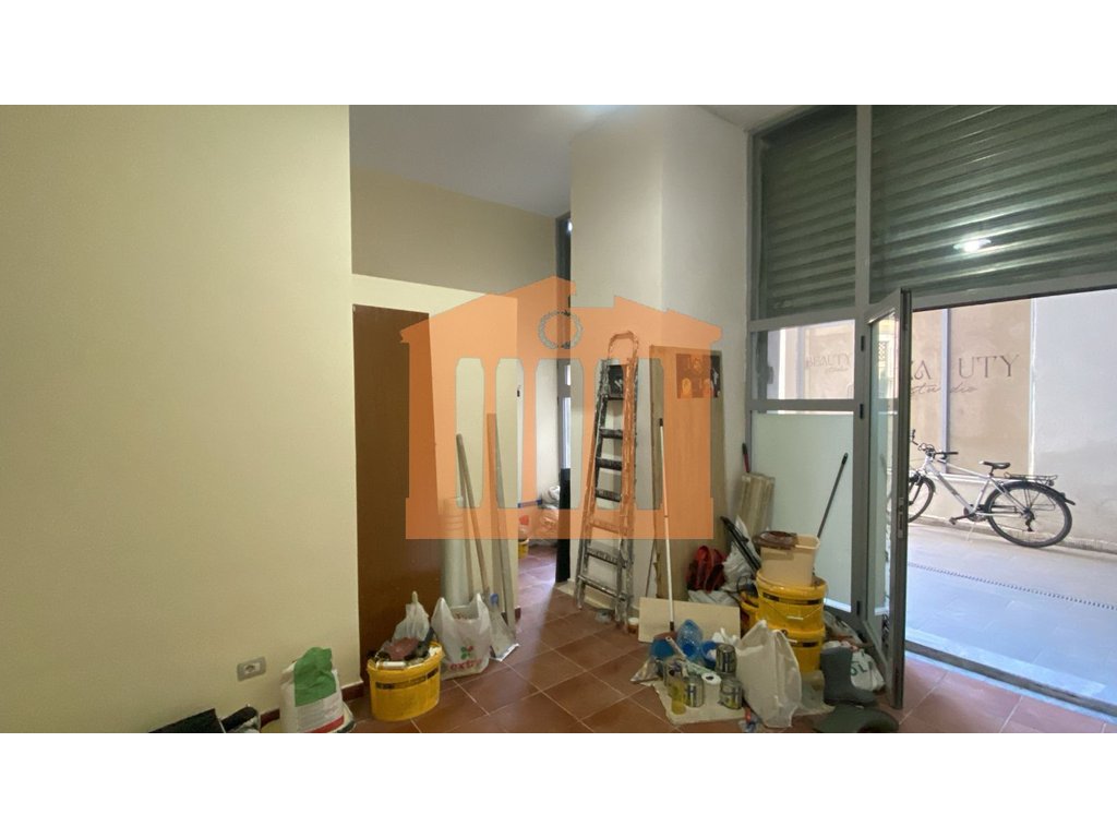 Propiedad comercial 24 m² en Albania, Albania