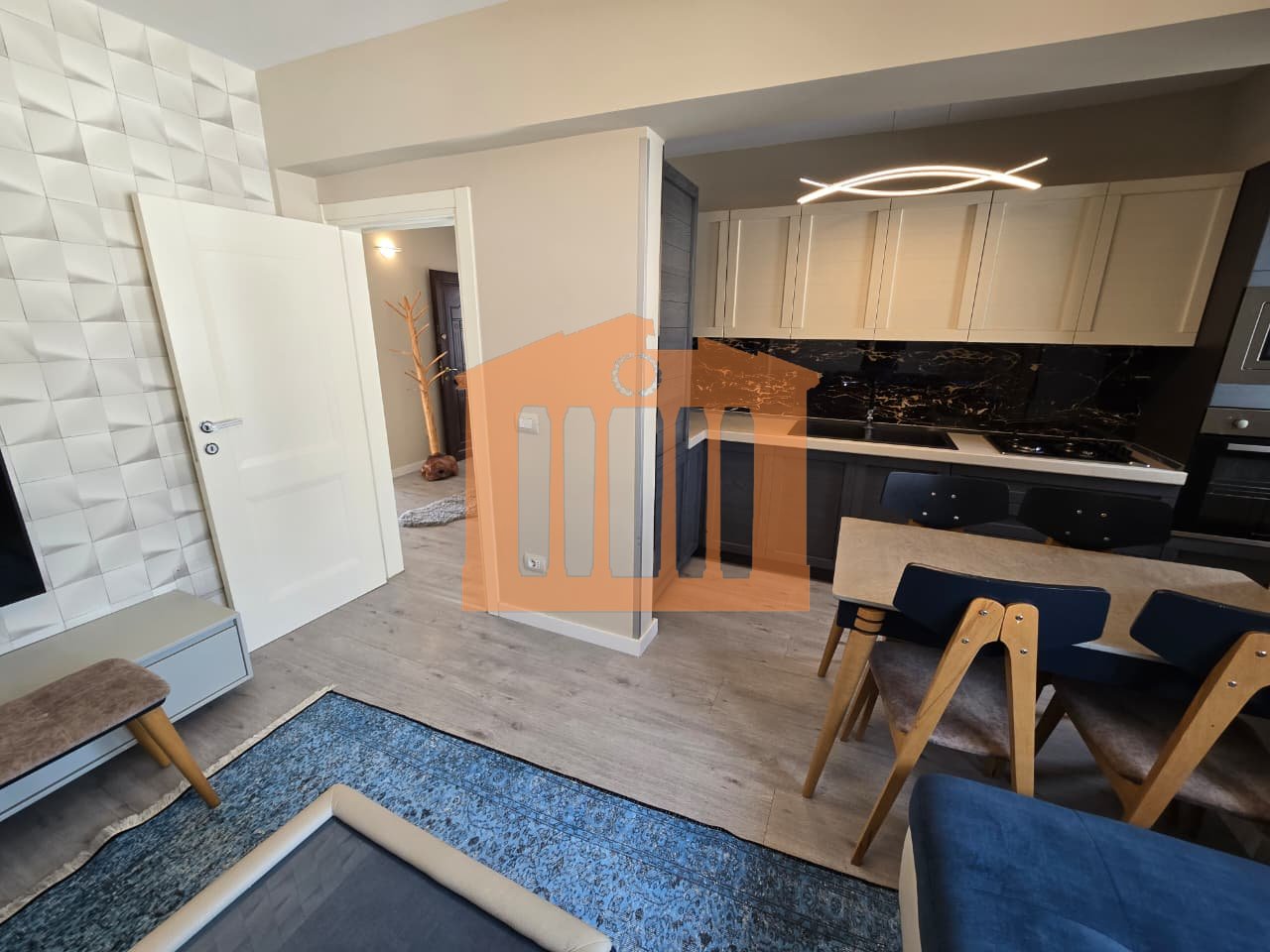 APARTAMENT 2+1 NE QENDER TE DURRESIT PER SHITJE !