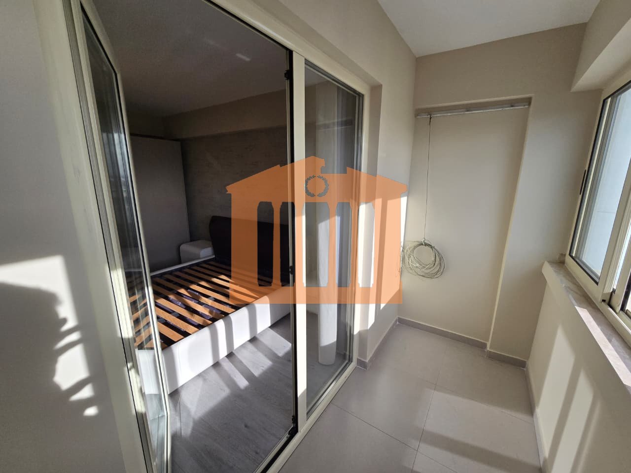 APARTAMENT 2+1 NE QENDER TE DURRESIT PER SHITJE !