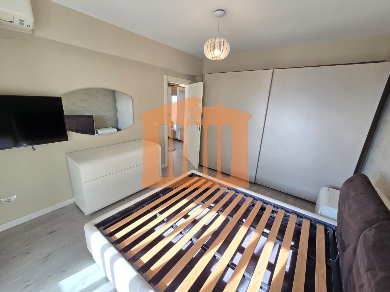 APARTAMENT 2+1 NE QENDER TE DURRESIT PER SHITJE !