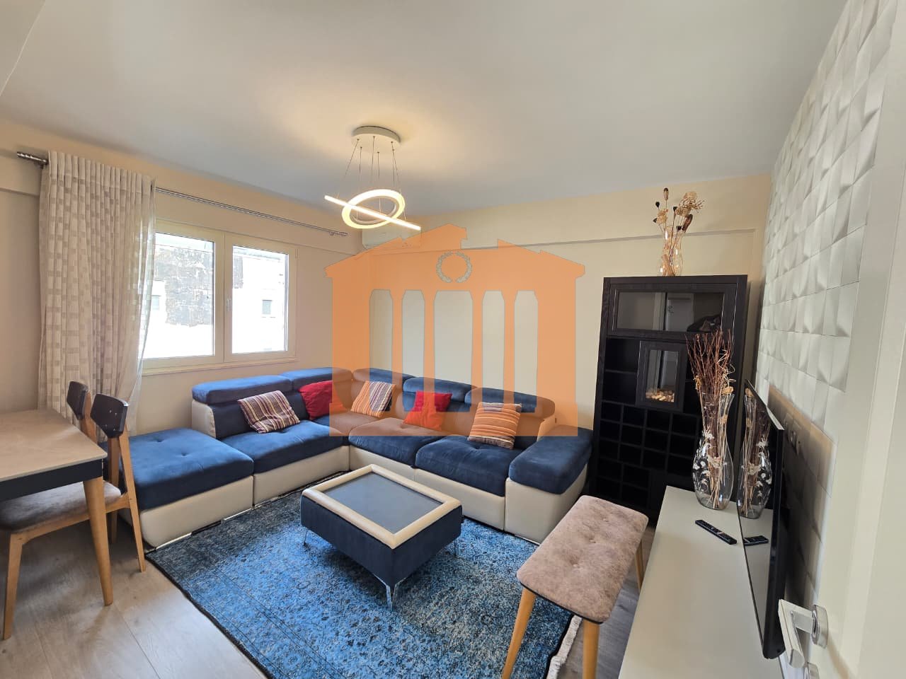 APARTAMENT 2+1 NE QENDER TE DURRESIT PER SHITJE !