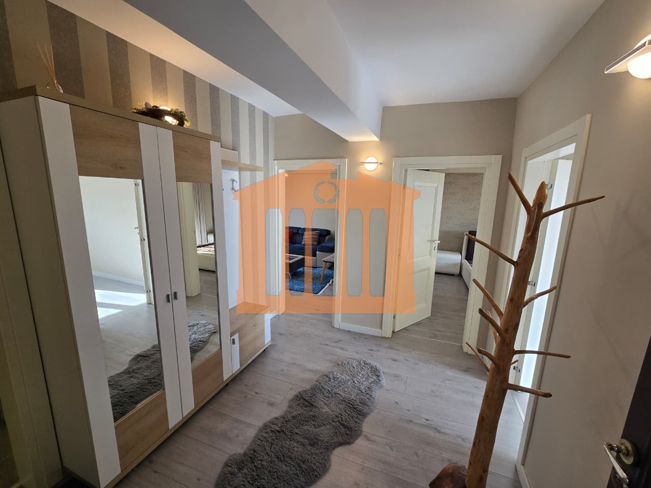 APARTAMENT 2+1 NE QENDER TE DURRESIT PER SHITJE !