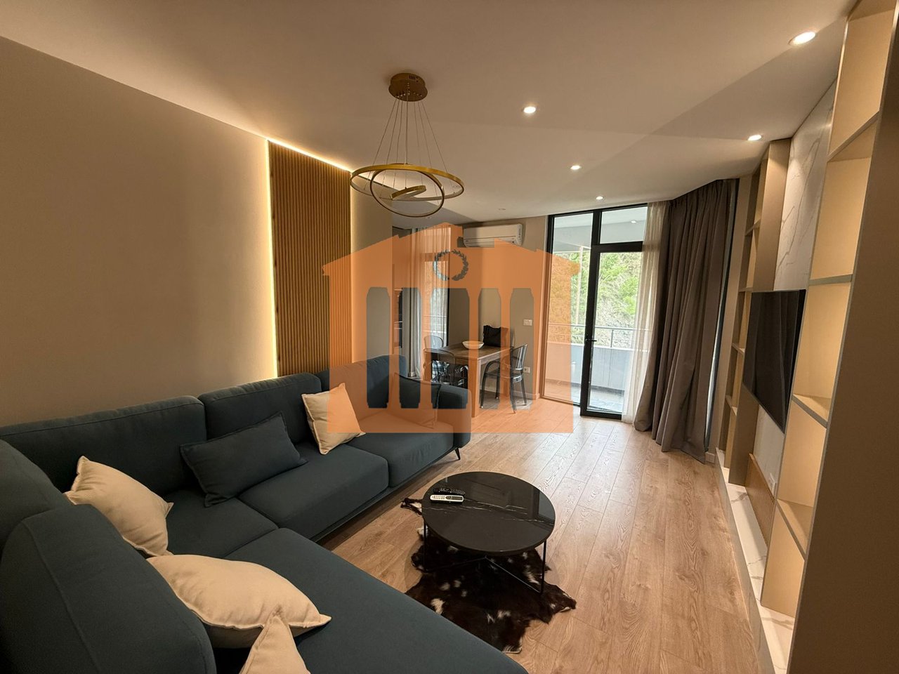 APARTAMENT 1+1 ME GARAZH TE REZIDENCA "WHITE HILL" DURRES , PER QIRA!