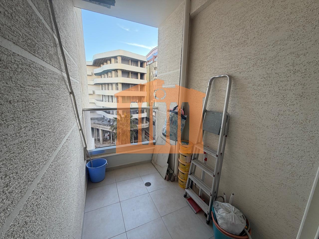 APARTAMENT 2+1 ME PAMJE DETI NE PLAZH, DURRES PER QIRA !