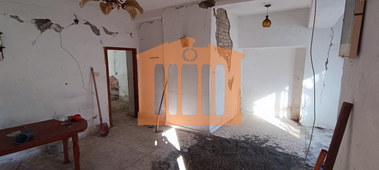 APARTAMENT 1+1 TE MUZEUMI I DESHMOREVE DURRES, PER SHITJE!