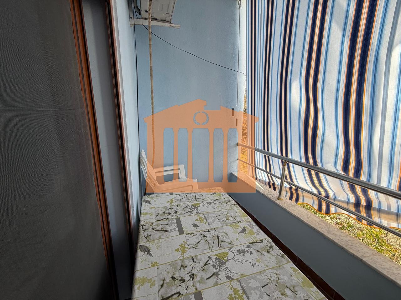 APARTAMENT 1+1 VIJE E PARE ME DETIN NE GOLEM, PER SHITJE !