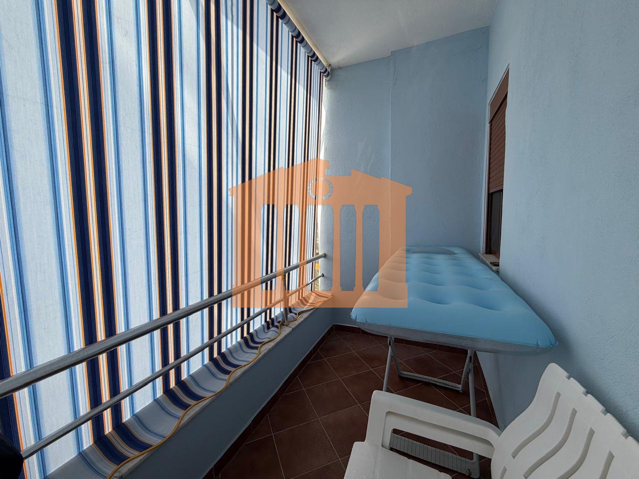 APARTAMENT 1+1 VIJE E PARE ME DETIN NE GOLEM, PER SHITJE !