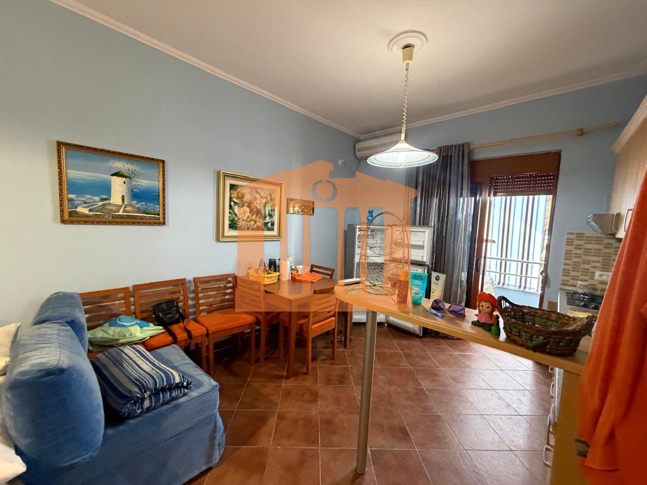 APARTAMENT 1+1 VIJE E PARE ME DETIN NE GOLEM, PER SHITJE !