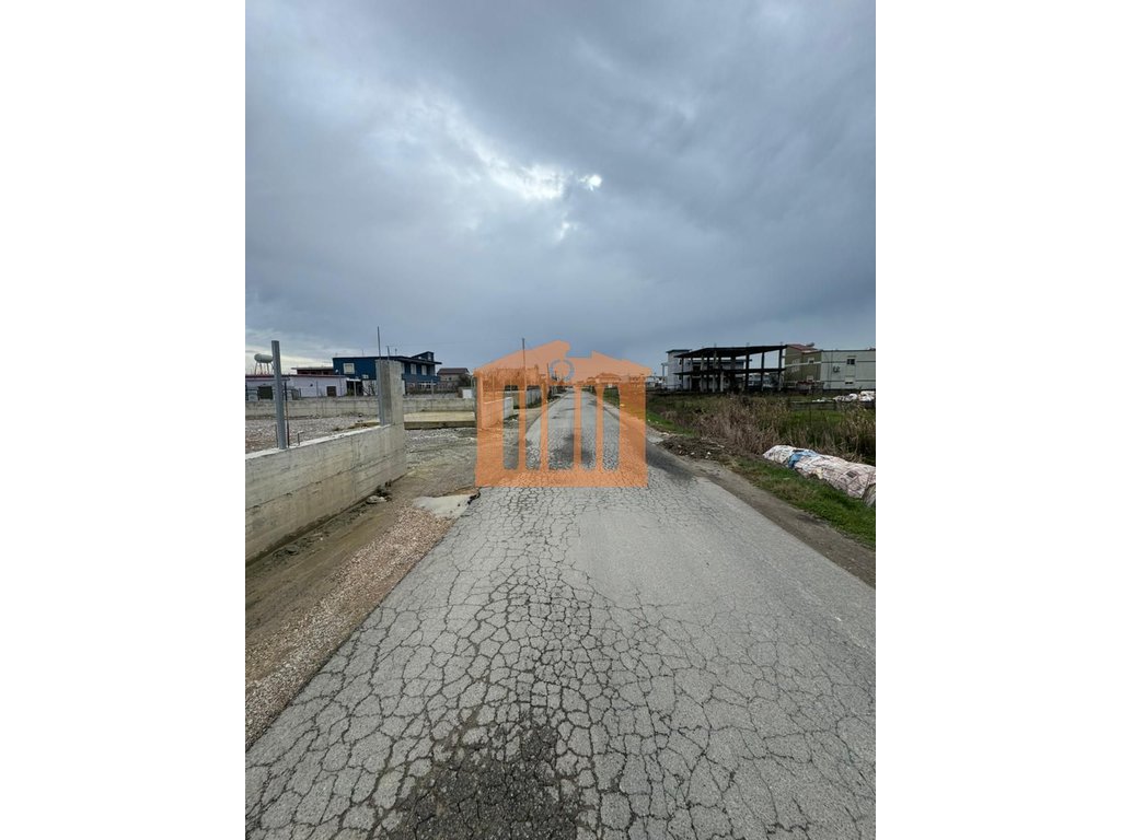 Manufacture 870 m² in Albania, Albania