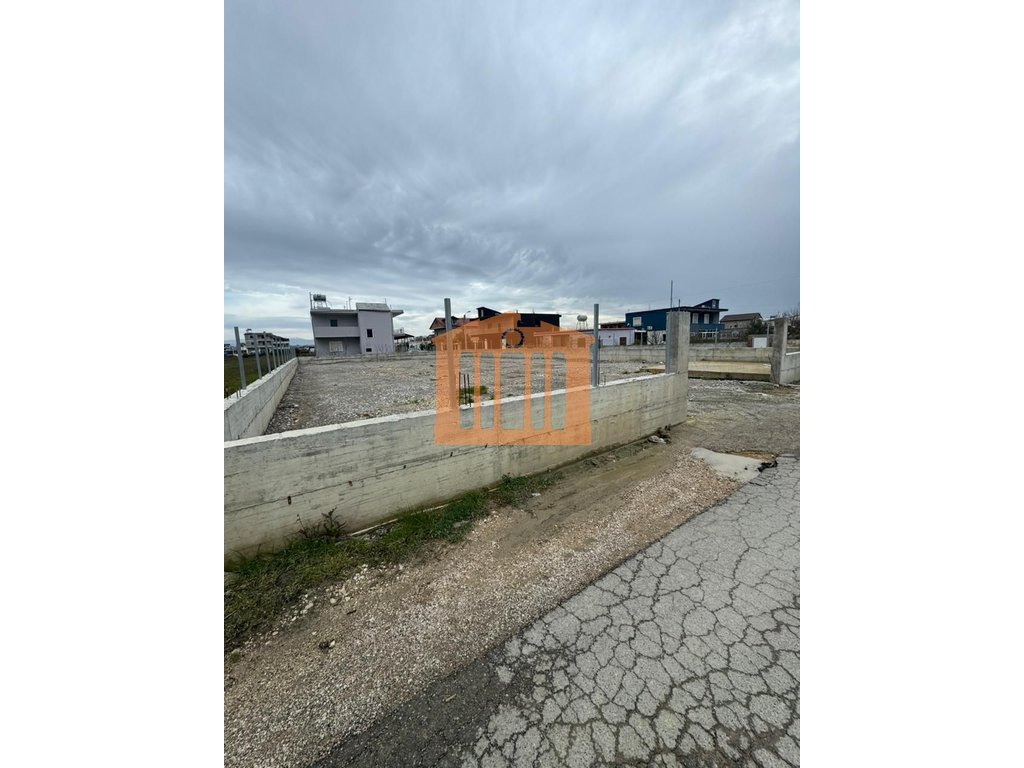 Manufacture 870 m² in Albania, Albania