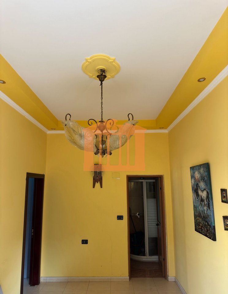 APARTAMENT 2+1 TE SHKEMBI I KAVAJES, PER SHITJE!