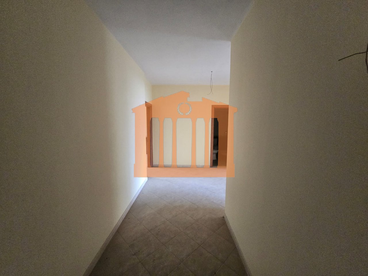 APARTAMENT 2+1+2 NE QENDER TE DURRESIT PER SHITJE !