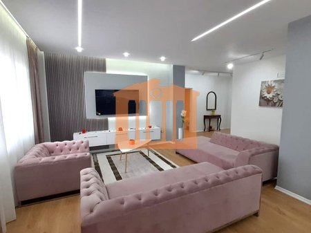 APARTMENT 3+1+2 NEAR THE CENTER FOR SALE!