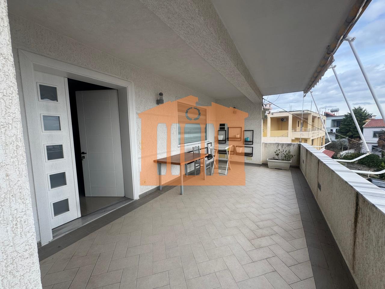 APARTMENT 3+1+2+ STORAGE NEAR THE HOSPITAL, DURRES FOR RENT!