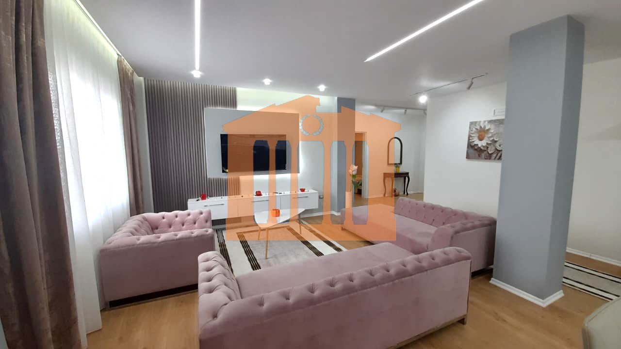 APARTMENT 3+1+2 NEAR THE CENTER FOR SALE!