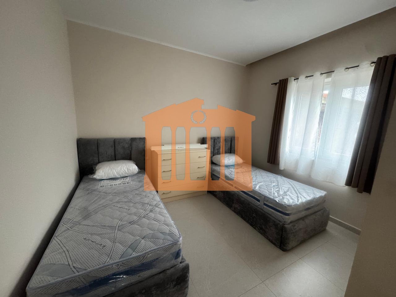 APARTAMENT 2+1 NE ISH-KENETE NE DURRES PER QIRA !