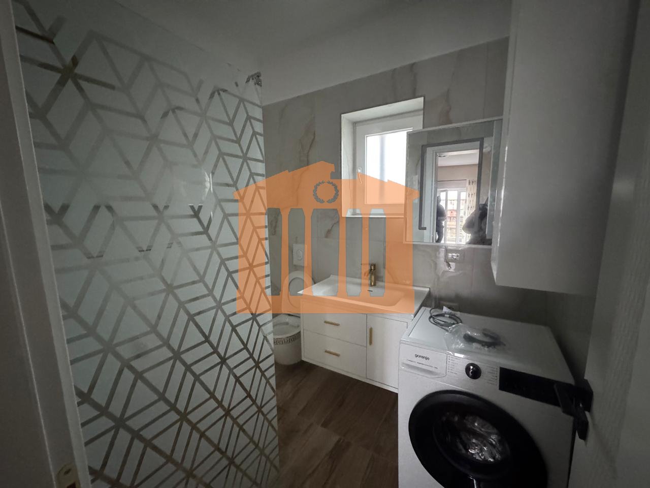 APARTAMENT 2+1 NE ISH-KENETE NE DURRES PER QIRA !