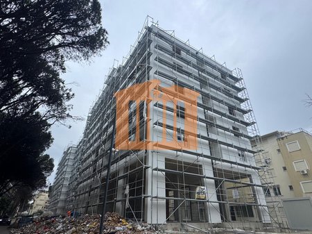 APARTAMENT 1+1 NE GOLEM, PER SHITJE !