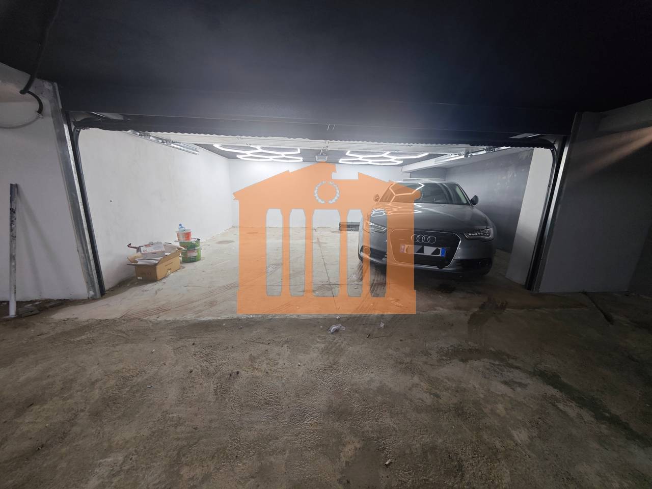 GARAGE IN THE CENTER OF DURRES, FOR SALE!