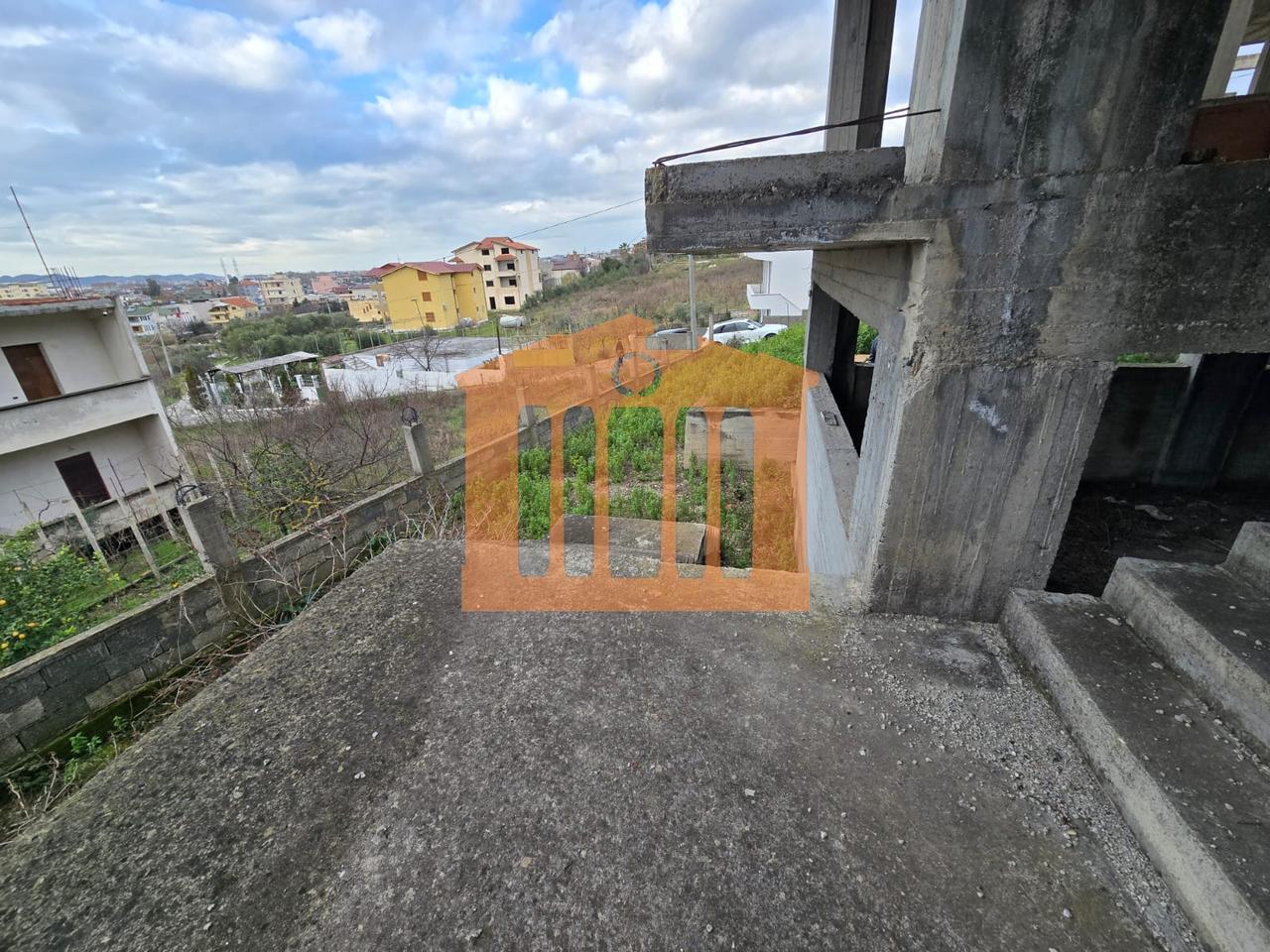 GODINE 5 KATESHE NE ARAPAJ PER SHITJE !