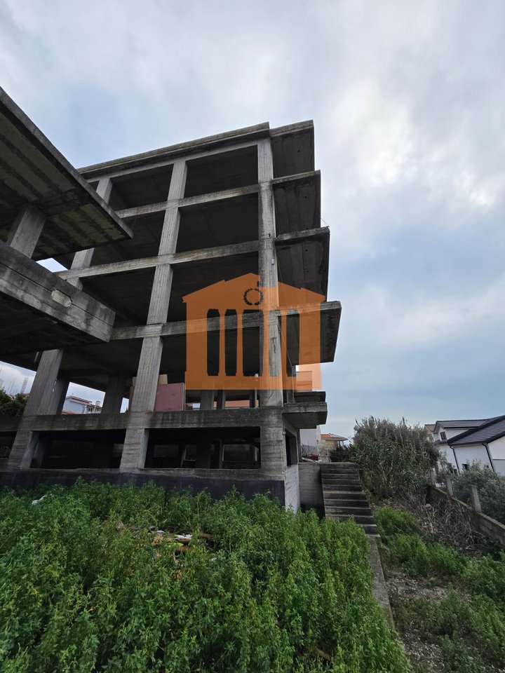 GODINE 5 KATESHE NE ARAPAJ PER SHITJE !