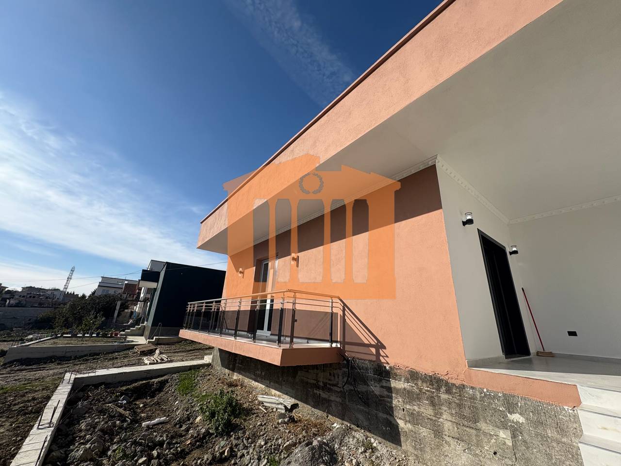 PRIVATE HOUSE IN RRASHBULL, FOR SALE!