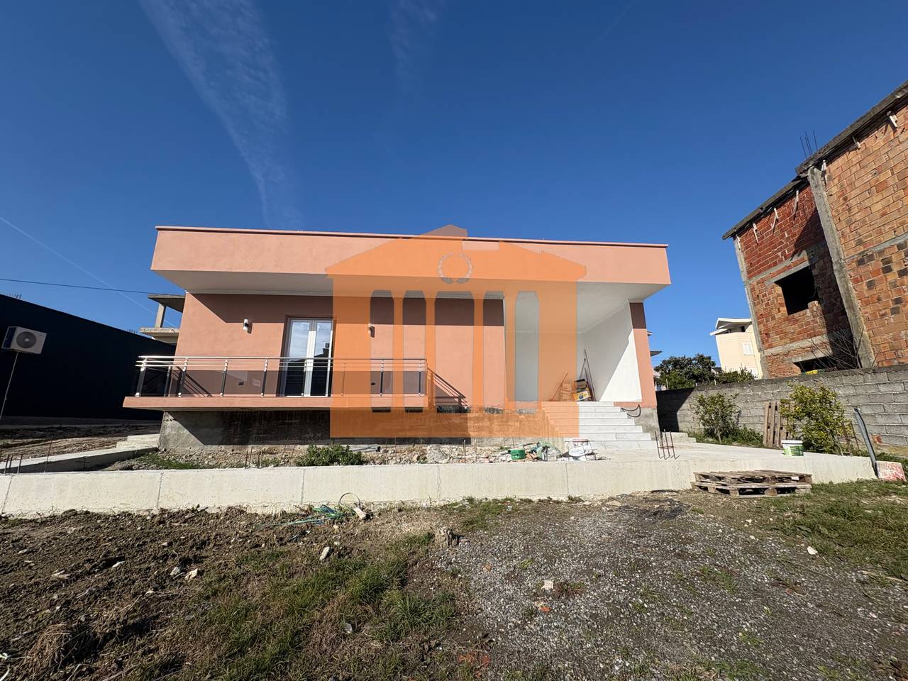 PRIVATE HOUSE IN RRASHBULL, FOR SALE!