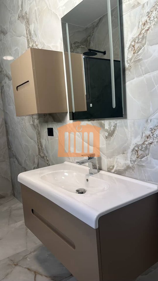 PRIVATE HOUSE IN RRASHBULL, FOR SALE!