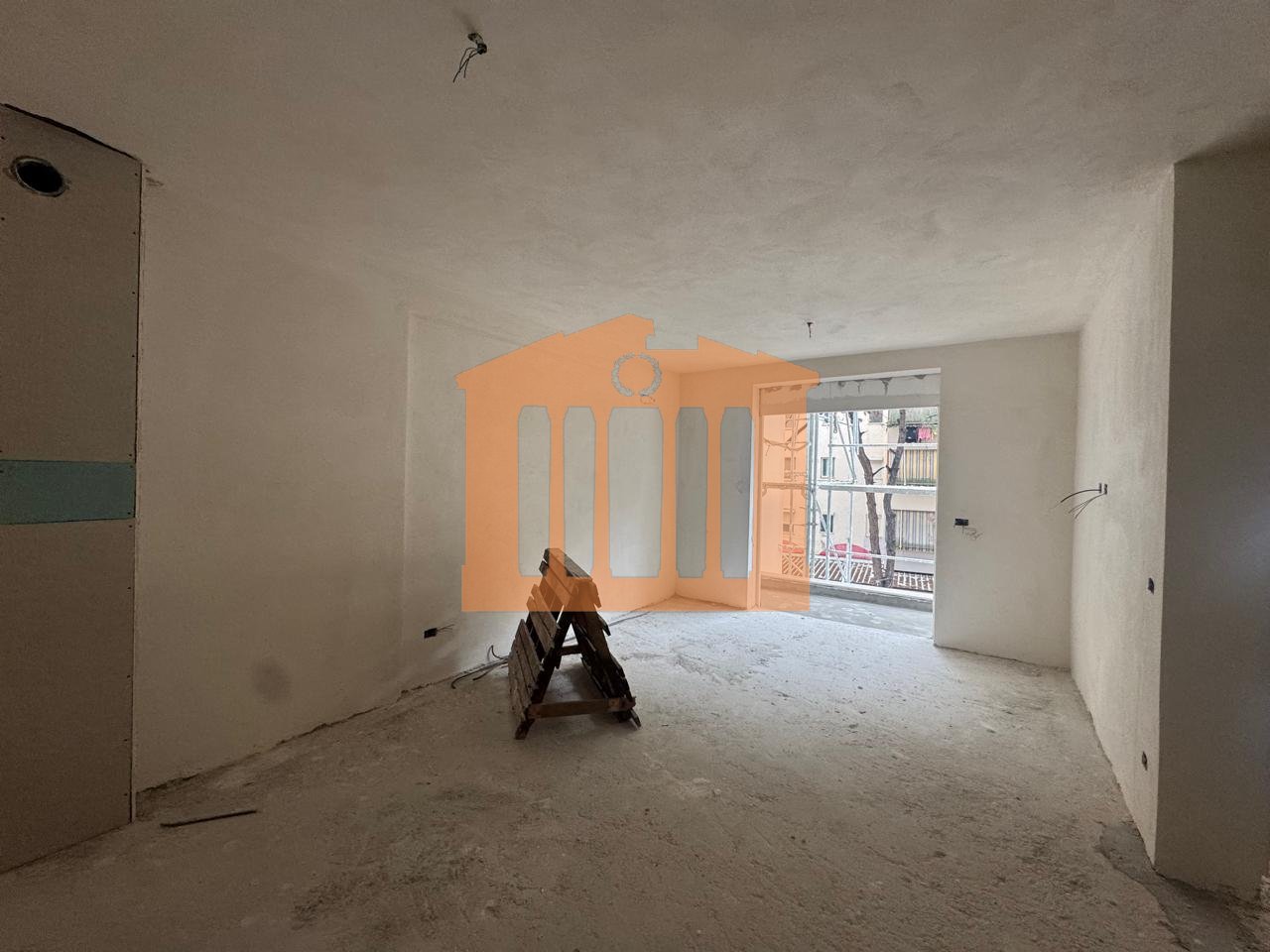 APARTAMENT 1+1 NE GOLEM, PER SHITJE !