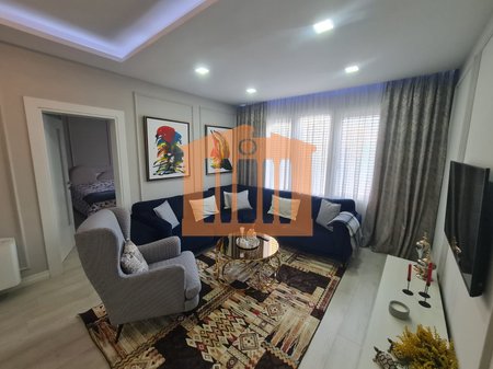 2 KATE TE NJE VILE NE DURRES PER SHITJE !