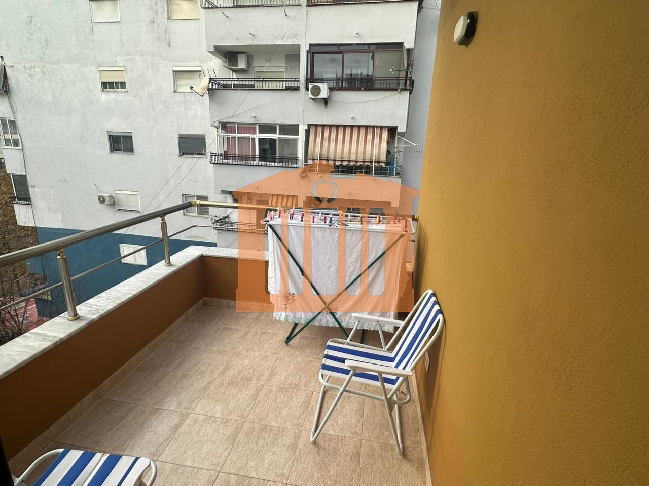 APARTAMENT 2+1+2 NE PLAZH DURRES, PER QIRA!