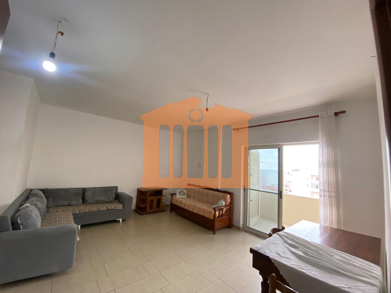 APPARTAMENTO 2+1 CON VISTA MARE SULLA SPIAGGIA, DURAZZO IN AFFITTO!