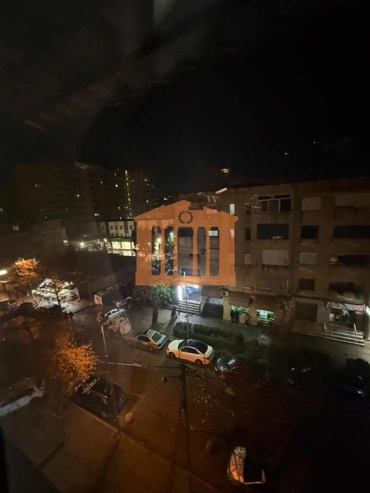 APARTAMENT 2+1 PRANE PALLATIT TE SPORTIT DURRES, PER SHITJE!