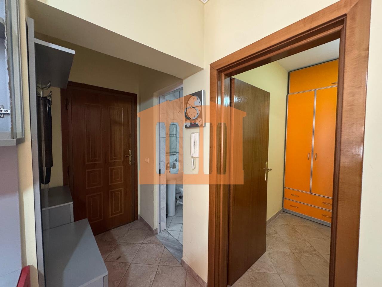 APARTAMENT 2+1+2+GARAZH TEK SHKEMBI I KAVAJES, PER SHITJE !