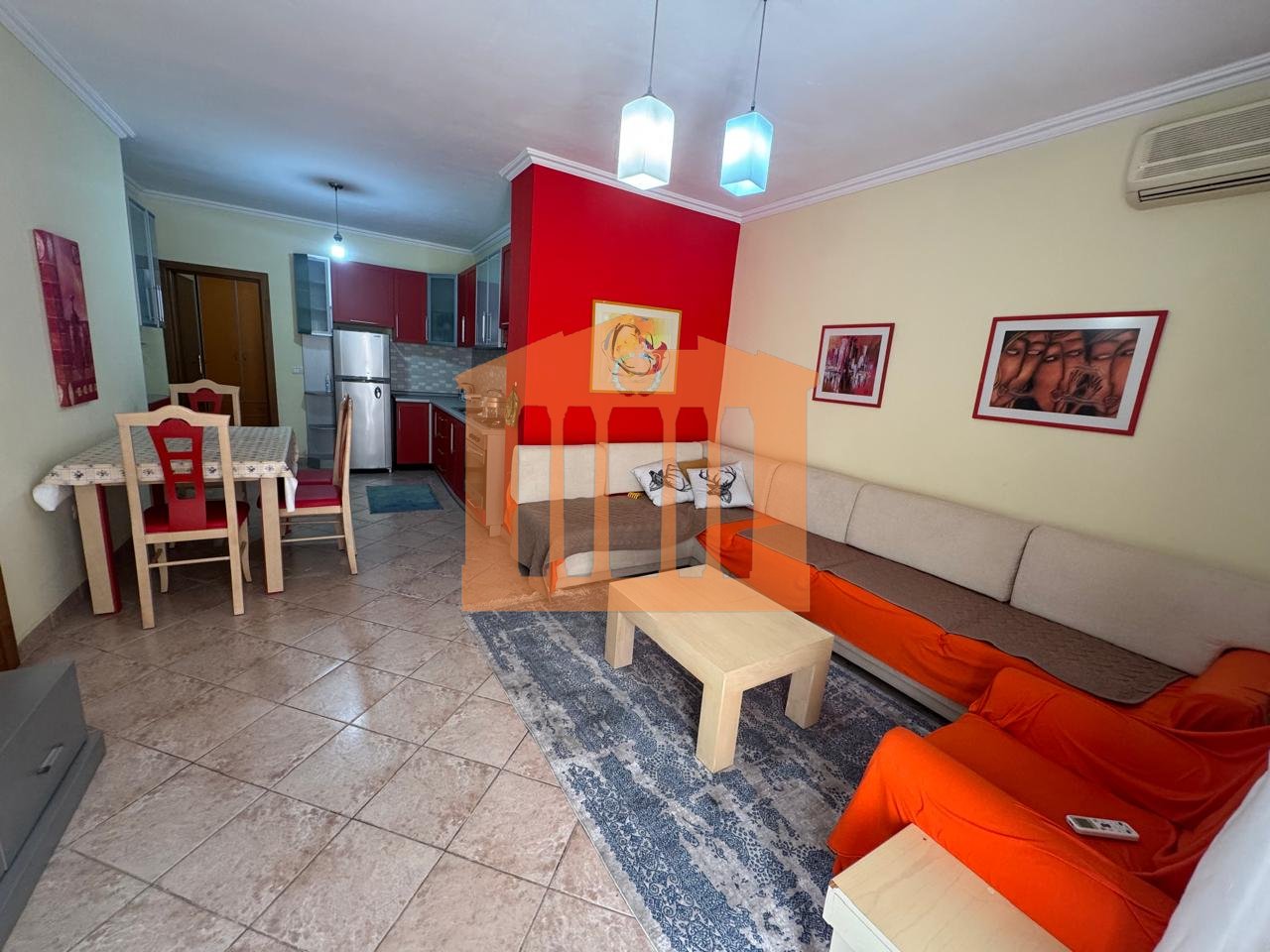 APARTAMENT 2+1+2+GARAZH TEK SHKEMBI I KAVAJES, PER SHITJE !