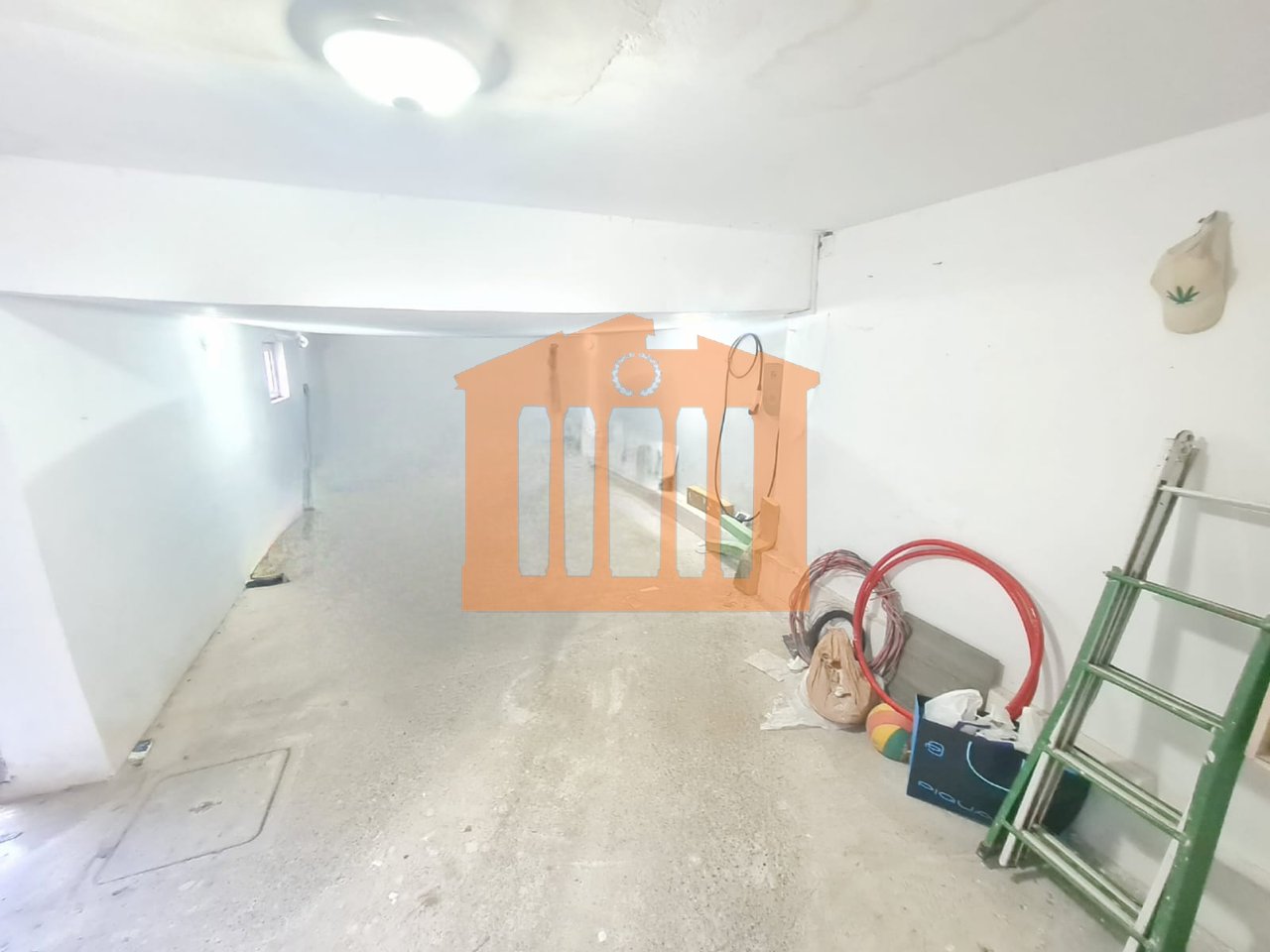 2 KATE TE NJE VILE NE DURRES PER SHITJE !