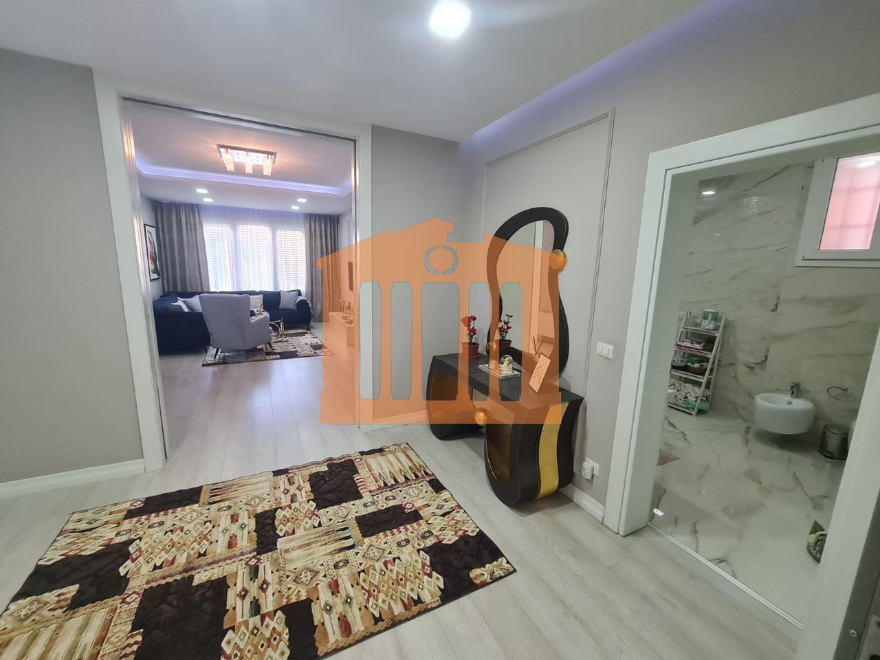 2 KATE TE NJE VILE NE DURRES PER SHITJE !