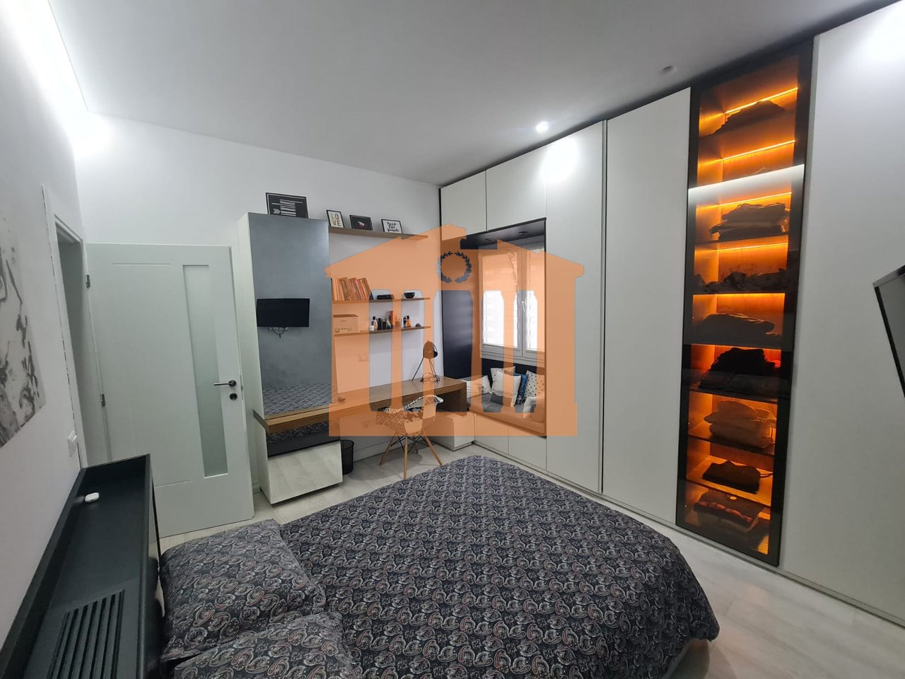 2 KATE TE NJE VILE NE DURRES PER SHITJE !