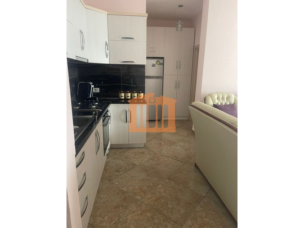Apartment for sale in Prane Hotel Koloseu, Kavaje