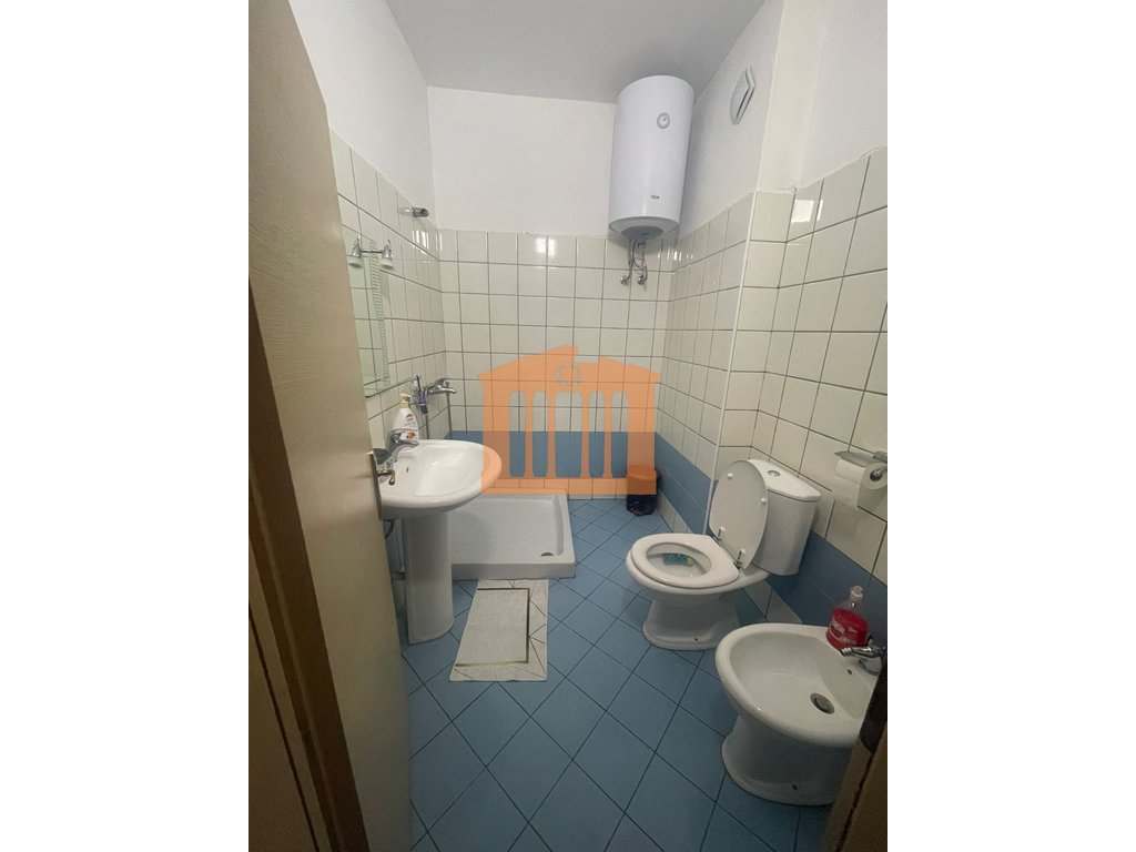 Apartment for sale in Prane Hotel Koloseu, Kavaje