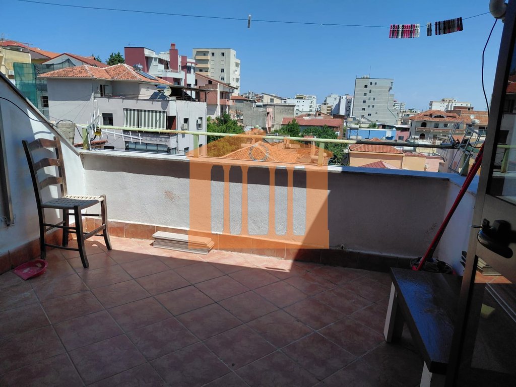 Apartment for rent in prane shkolles "2 Gjelat" ne Durres.