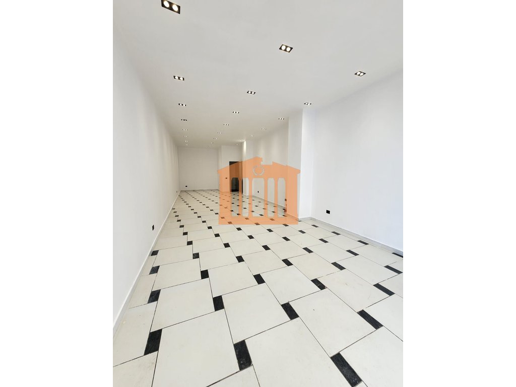 Commercial unit for sale in Plazh Iliria lagjja 13 Plazh Durres.
