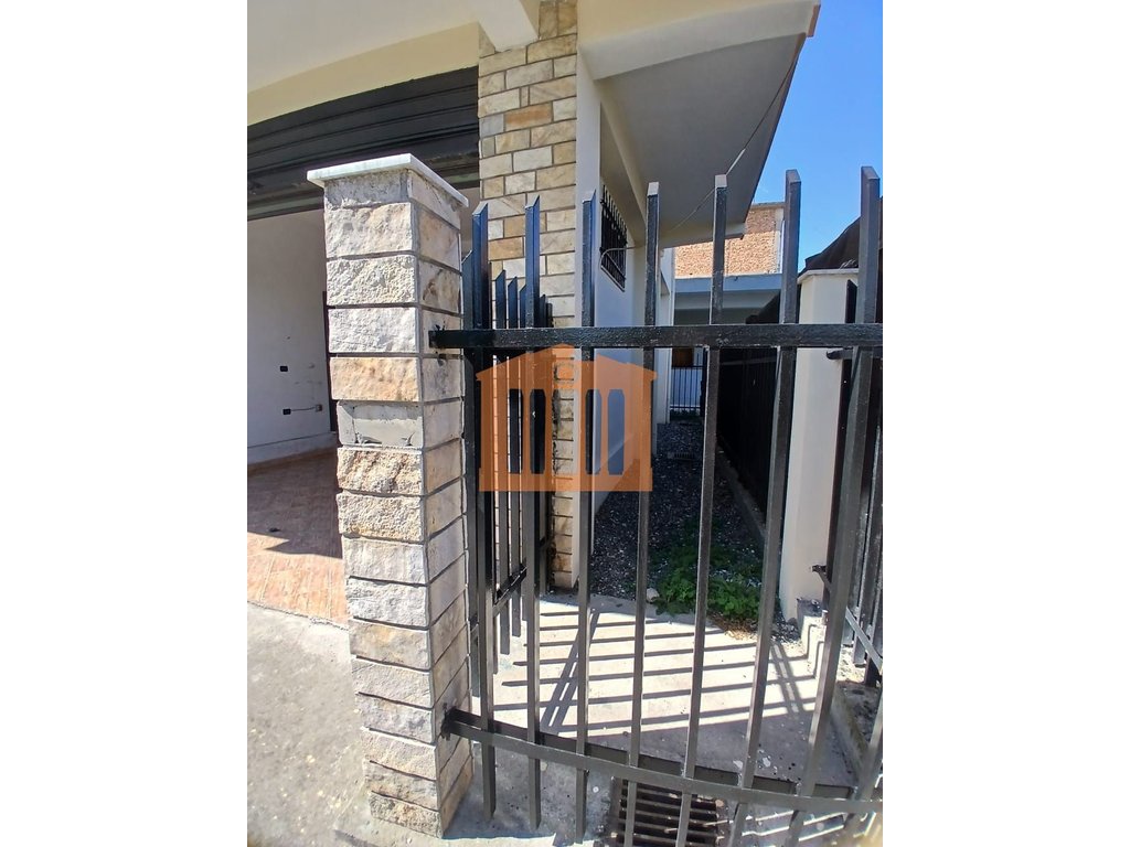 House for sale in Lagja 14, Shkozet, Durres